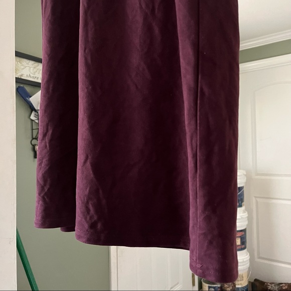 Womens large dress deep plum suede material - Picture 3 of 9